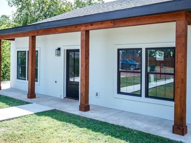 House for sale in De Young, Texas