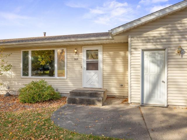 House for sale in Glencoe, McLeod County