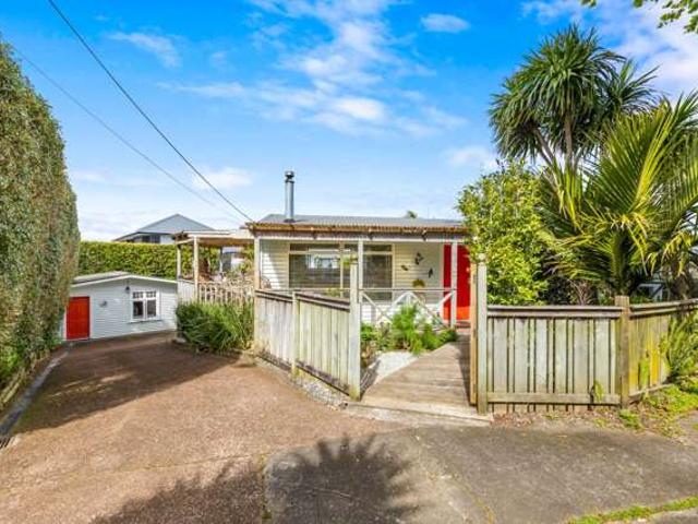 House for sale in Oroua County