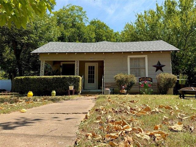 House for sale in Johnson, Texas