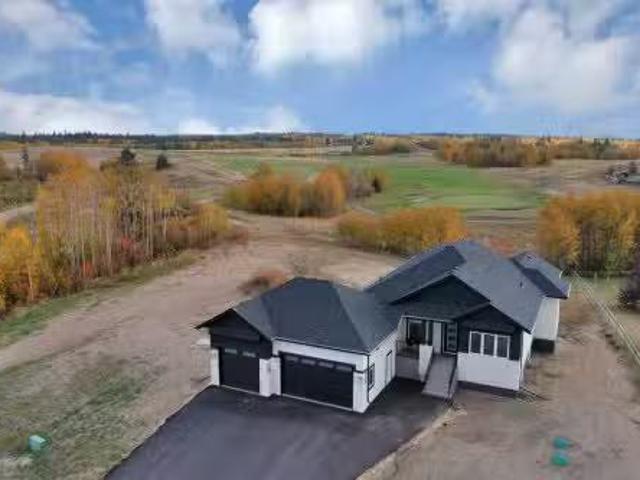 House for sale in Ponoka County, Alberta