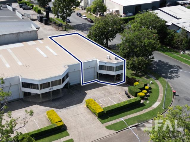 Warehouse for rent in Toombul, Queensland