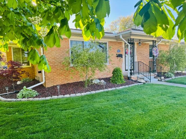 House for sale in Saint Clair Shores, Michigan