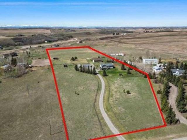 House for sale in Alberta