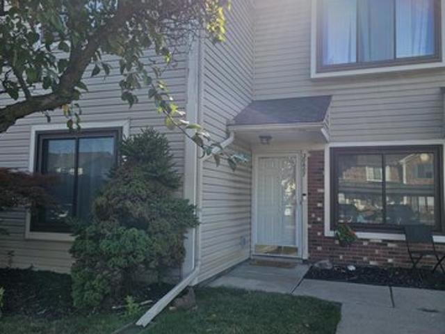Condo for sale in Roseville, Michigan