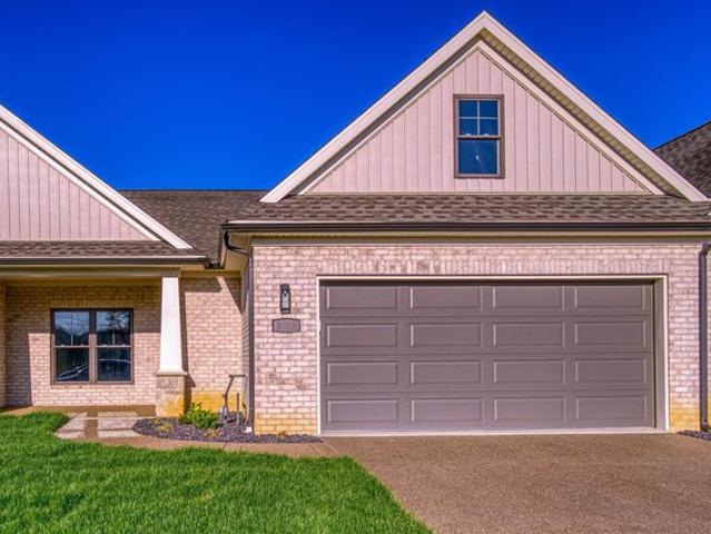 Condo for sale in Newburgh, Indiana
