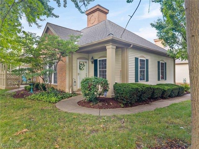 Condo for sale in Westlake, Ohio