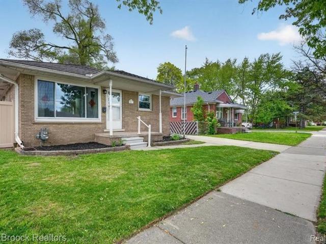 House for sale in Lincoln Park, Michigan