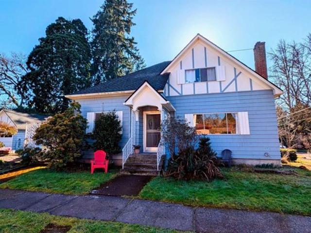 House for sale in Oregonia