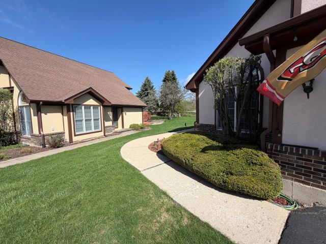 Townhouse for sale in Genoa, Illinois