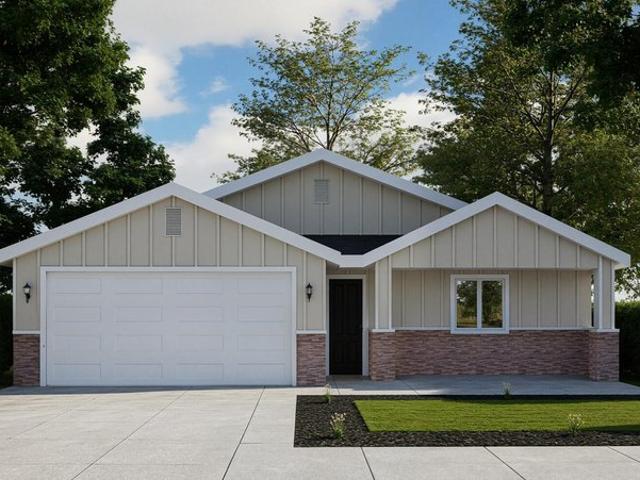 House for sale in Visalia, Tulare County