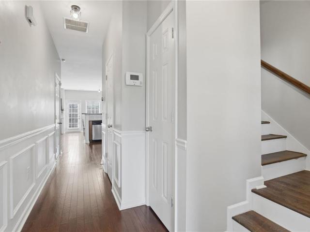 Townhouse for sale in Roswell, Georgia