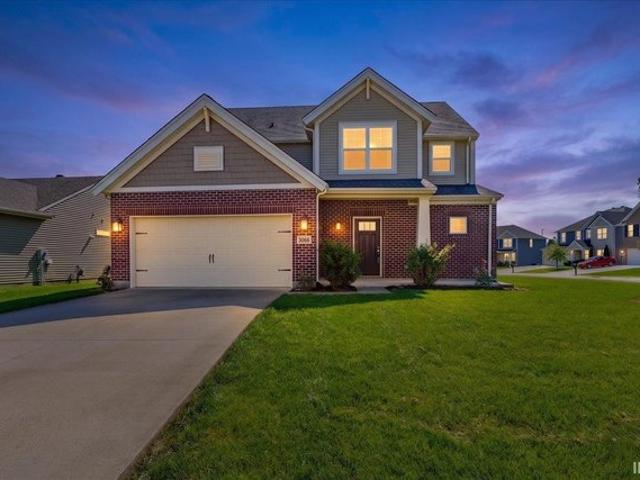 House for sale in Newburgh, Indiana