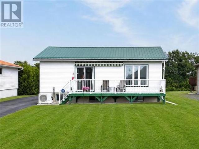 House for sale in Wanup, Ontario
