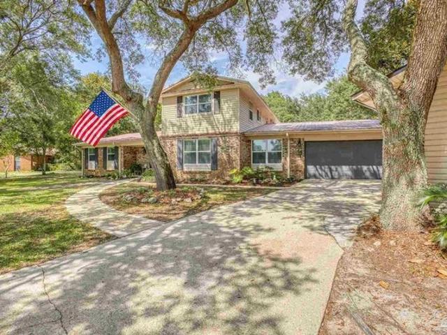 House for sale in Gulf Breeze, Florida