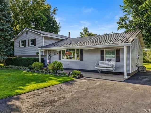 House for sale in Niagara, New York