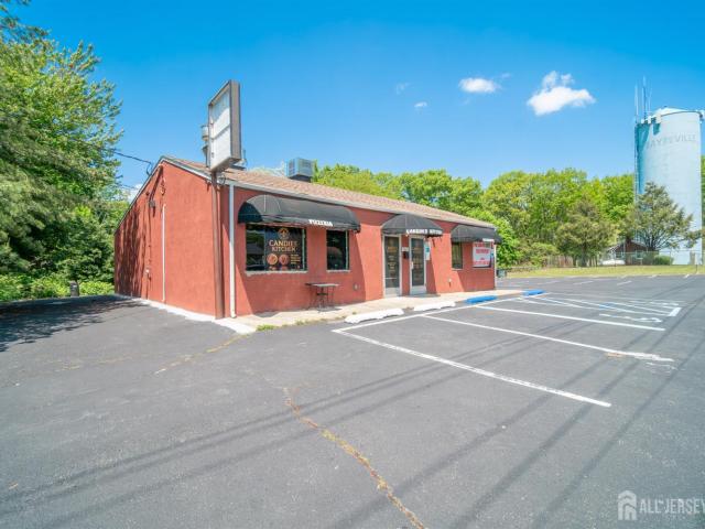 Commercial for sale in Sayreville, New Jersey