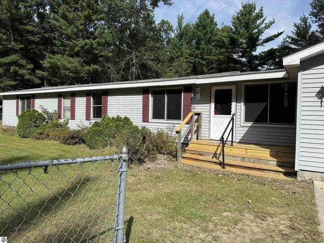 House for sale in Prudenville, Michigan
