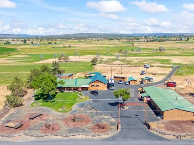 Farm for sale in Oregonia