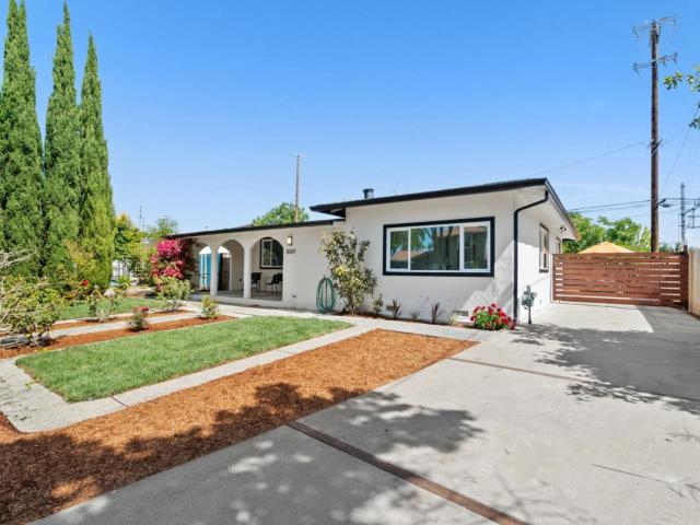 House for sale in Santa Clara