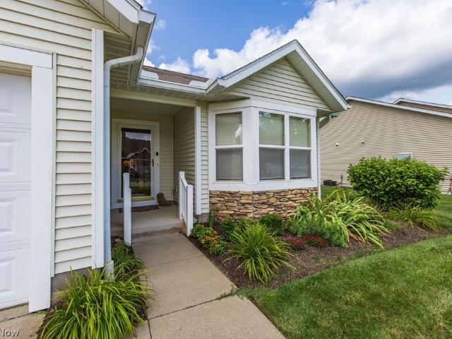 Condo for sale in Summit, Ohio