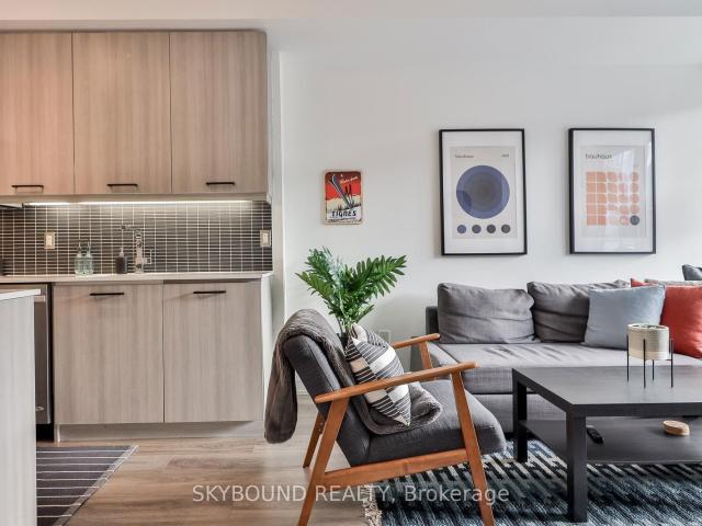 Condo for sale in Toronto Centre, Toronto