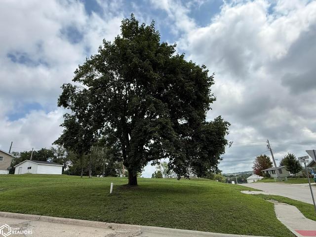 Land for sale in Corning, Iowa