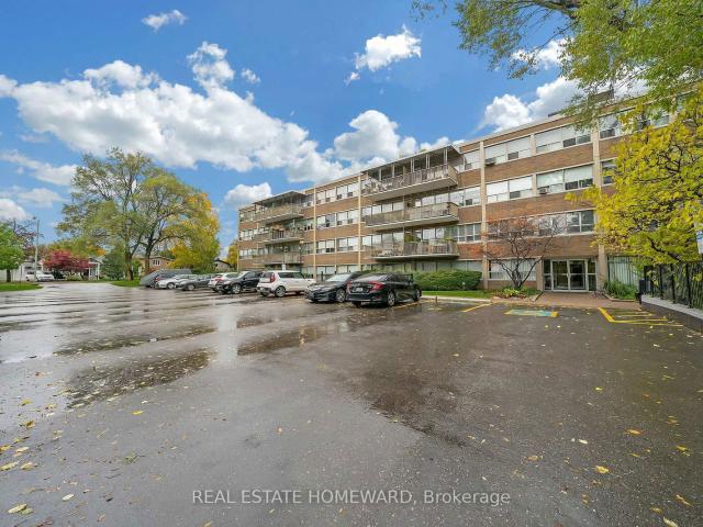 Apartment for sale in Woburn, Ontario