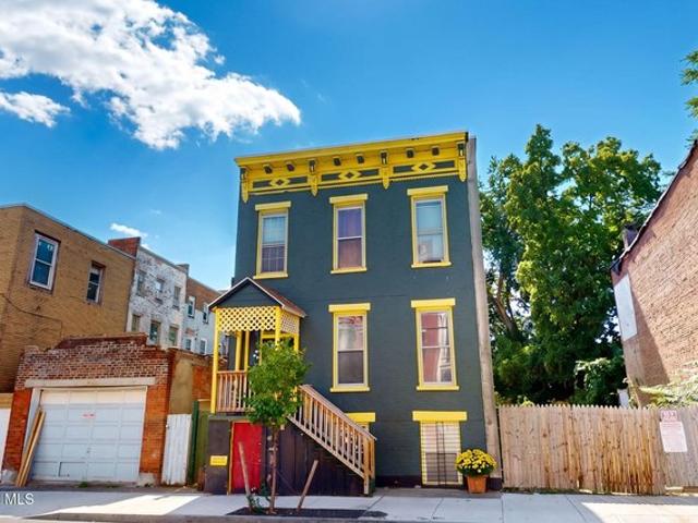 House for sale in Albany, New York