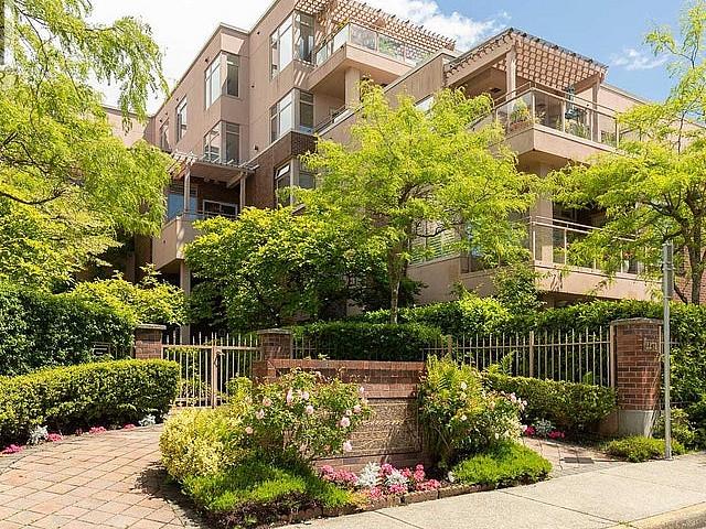 Condo for sale in West Vancouver, British Columbia