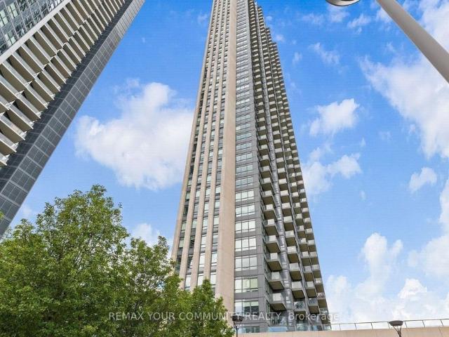 House for rent in Etobicoke—Lakeshore, Toronto