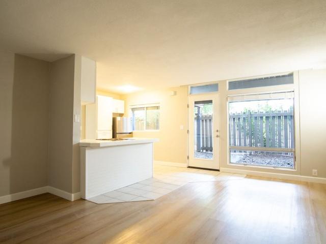 Apartment for rent in Creston-Kenilworth, Portland