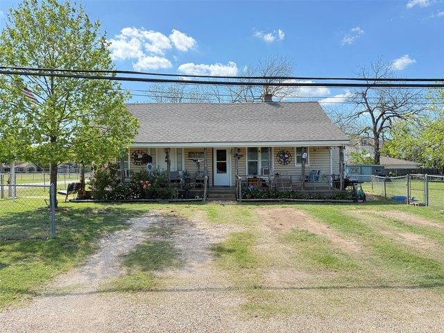 House for sale in Bosque, Texas