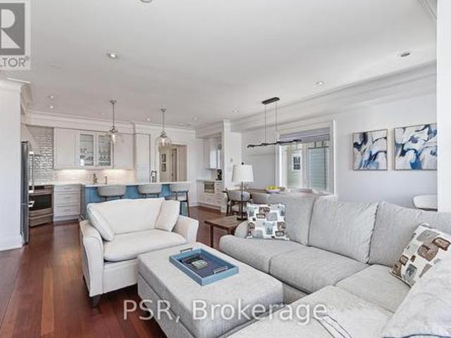 Townhouse for rent in Collingwood, Central Ontario