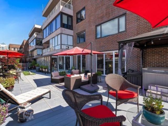 Property for sale in Victoria, British Columbia