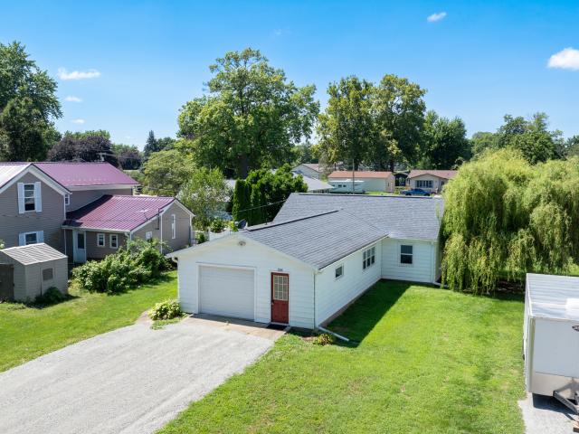 House for sale in Albany, Whiteside County