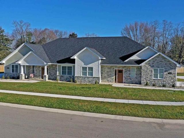 Townhouse for sale in Knightstown, Indiana