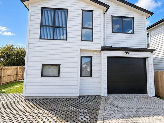 House for rent in Eastern Beach, Howick