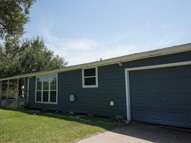 House for sale in Lake Jackson, Texas