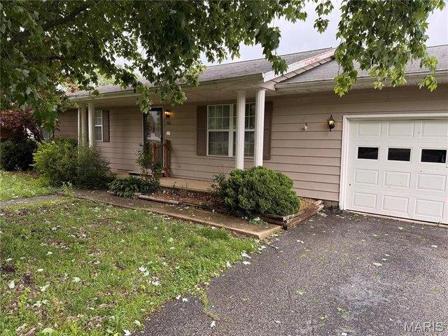 House for sale in Odin, Illinois