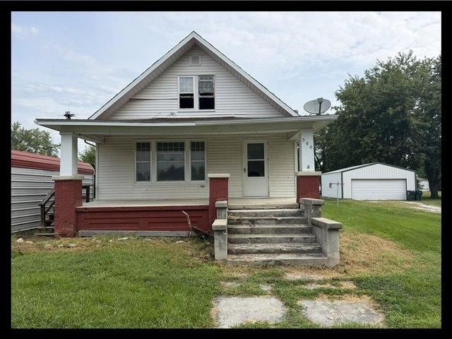 House for sale in Clarence, Missouri