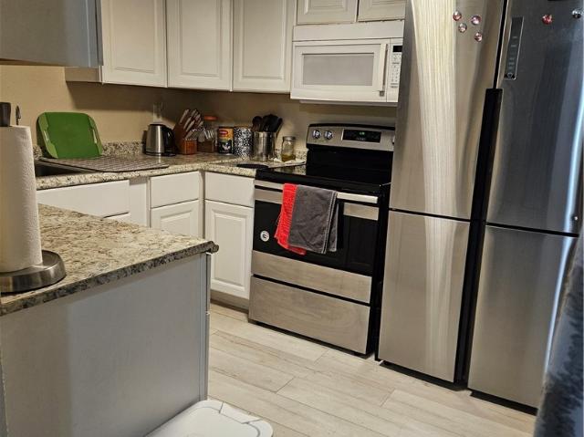 Condo for sale in Santa Ana