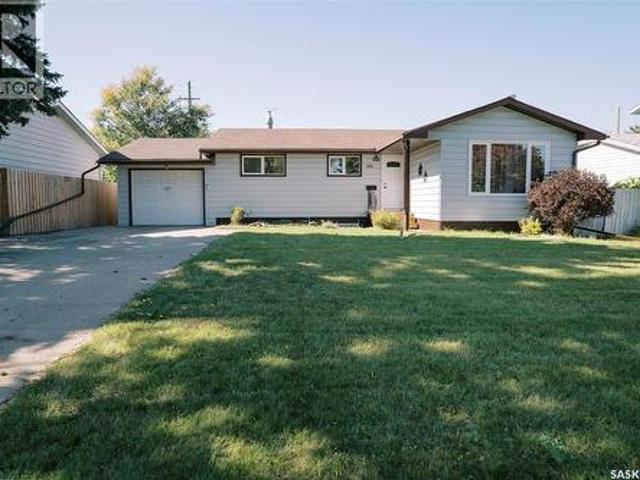 House for sale in Saskatoon, Saskatchewan