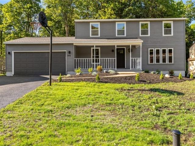 House for sale in Camillus, New York