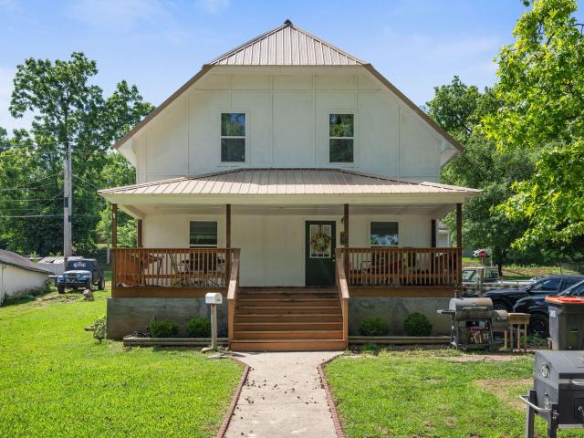 House for sale in Barry, Missouri