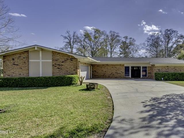 House for sale in Taylorsville, Mississippi