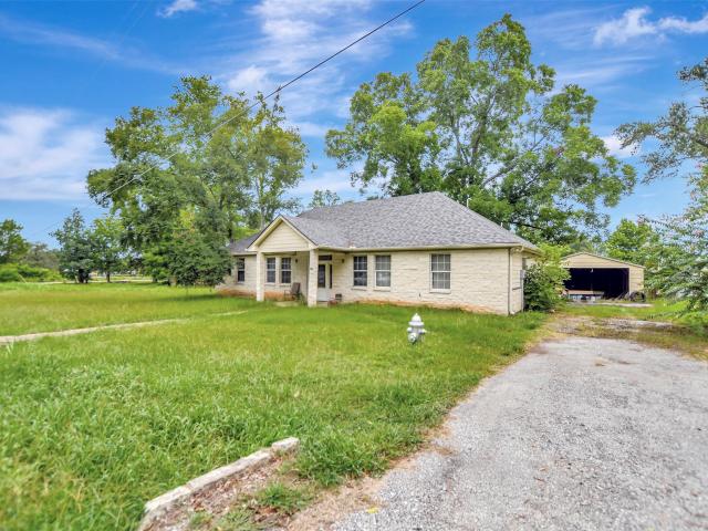 House for sale in Madisonville, Texas