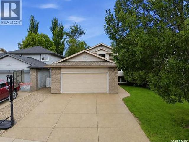 House for sale in Saskatoon, Saskatchewan