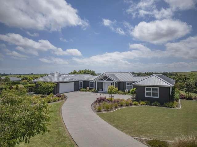 Property for sale in Awhitu
