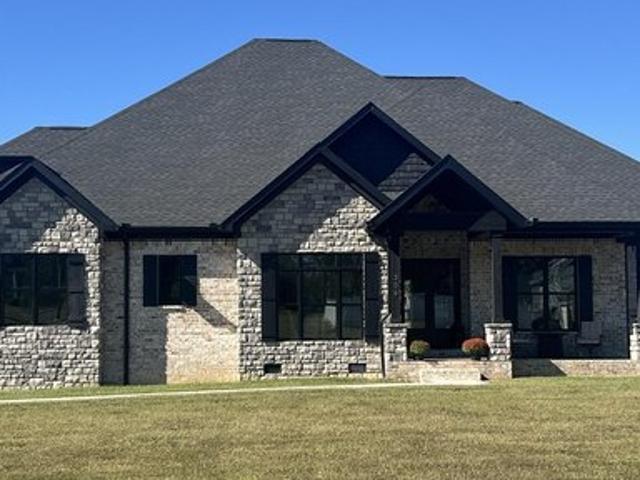 House for sale in Bowling Green, Warren County